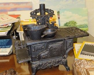 CAST IRON STOVE