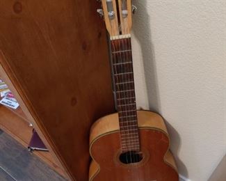 Vintage Yamaha Nippon Gakki acoustic guitar