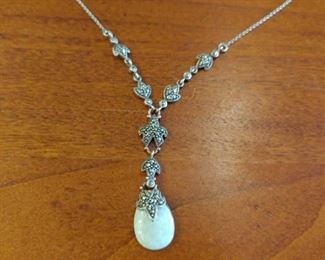 Beautiful stone drop necklace
