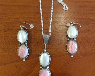 3 Pc necklace and earring set