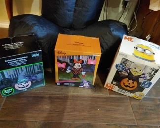Halloween Inflatables: Mickey Mouse, Minnie Mouse, Despicable Me, and Pumpkin Witch