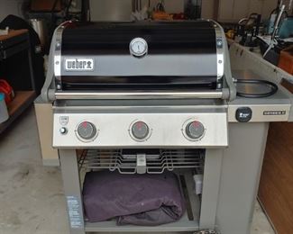 Weber Gas Grill with cover - like new