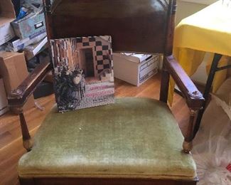 all chairs have books