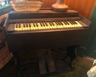 1800's Antique  Travel Organ-- Add a monkey and my bucket list is accomplished