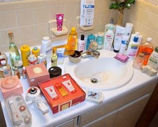 Bath / beauty products