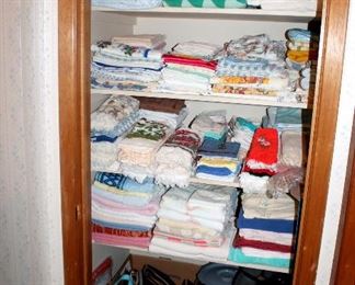 Lots of linens! Bath towels, sheets, pillowcases, blankets, and more!