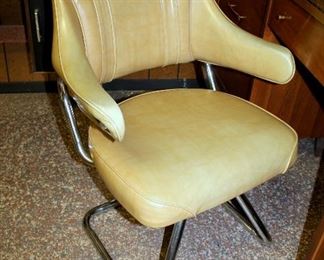 Retro desk chair