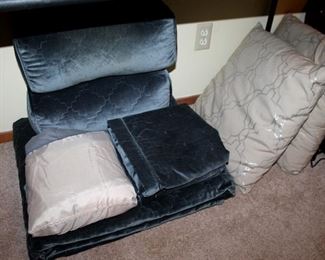 Beautiful King size velvet bedding set - bedspread, bedskirt, 2 king shams, and 4 throw pillows