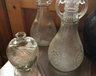 White House vinegar jars.