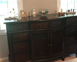 bedroom furniture, matching chest of drawers, dresser, stands...