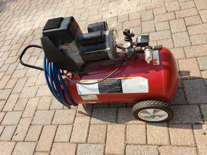 Sauk Valley Estate Sales & Services in Rock Falls, IL