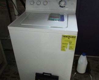 Like new GE washing machine
