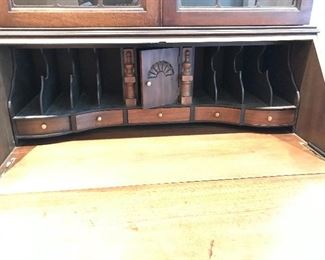 Antique Chippendale serpentine front secretary desk with a hutch, excellent condition