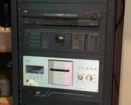 360. Rotel AM/FM Stereo Tuner RT-1080 R-D-S
361. JVC Super VHS ET Plug & Play
364. Sony Disc Explorer 400 Precision Cinema Progressive CD/DVD Player DVP-CX777ES 366. Denon AV Surround Receiver AVR-791 365. Vaux Lattis Matrix Switcher