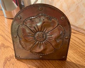 277. Pair of Antique Arts & Crafts Pressed Copper Flower Bookends (5" x 5")