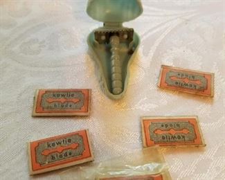 Vintage Miniature Razor