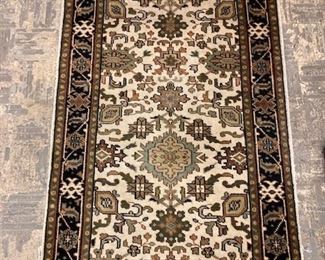 hand knotted rug from India 3 ft x 5 ft
