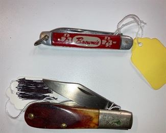 two hard to find knives 1960's Brownie and a similar era Case redbone barlow 