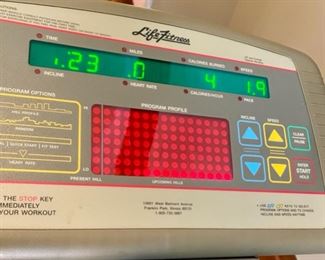 Lot 2117 $200.00 Life Fitness Treadmill - Model TR-5500