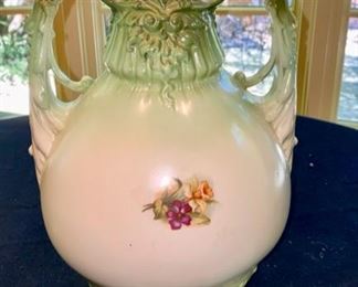 Lot 2128 $75.00 Vintage porcelain vase green and pink floral rose pattern back side