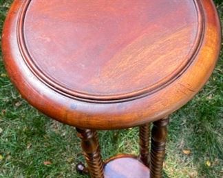 Lot 2189 $65.00 Vintage Fern stand with barley twist legs. Cute