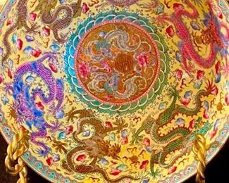 Lot 2277, $250.00, a steal. Fabulous Japanese Dragon Pattern Bowl and easel. Bone china almost translucent. 6.5" Museum quality. Lightweight, INCLUDES stand Continue looking at photos; this is just an amazing piece.