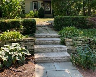 Let's head to the Guest House!