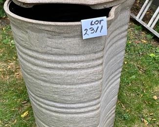 Lot 2311 $90.00 Fiskars Rain Barrel. www.rain-barrel.com w/hose + pump + spiggot