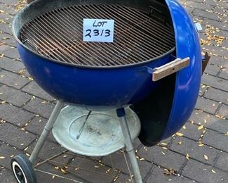Lot 2313 $55.00. Adorable! Weber Kettle Charcoal Grill. Rare "Cubbie Blue". Grill insert is rusty and needs replacing or a good cleaning.