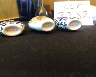 Lot 2282. $18.00. 3 antique snuff bottles. This lot would be a nice addition to a collection.