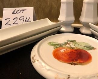 Lot 2294. Perfect for Summer Sweet Corn! 1)Four Corn Dishes 2) Hand Painted Trivet 3) Salt&Pepper Shakers $22.00