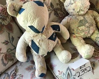 Lot 2352. $28.00. Antique Quilt Teddy Bears. As is. These Teddy's are OLD!