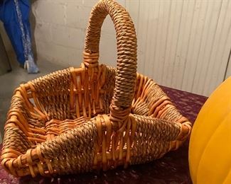 Lot 2377, $38.00. 1) Resin Pumpkin- great centerpiece, 2) Turkey cover gravy dish (adorable), 3) Grass Rose bowl w/leaf motif, 4) New Zealand Bottle Stopper made from a tree knot. 5) 2 Baskets that would be great for Fall decor!