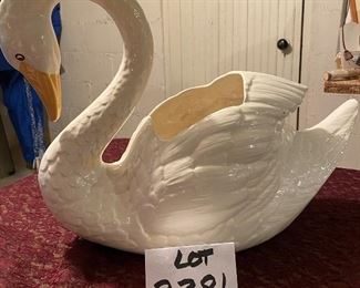 Lot 2381. $65.00. Huge ceramic Swan Pint planter. Beautiful condition! 22"l x 15" t