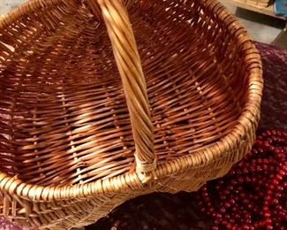Lot 2528. $30.00. Covered Woven Basket, Abbey Advent candle Wreath, Wood Garland, 5 woven ornaments 20"w x 13"d x 17"h