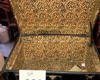 Lot 2552 $40.00 2 Vintage Trunks both the Same Size, Good Shape on the Inside 16" L x 10" H