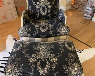 Ethan Allen French Toile Upholstered Chair w Ottoman