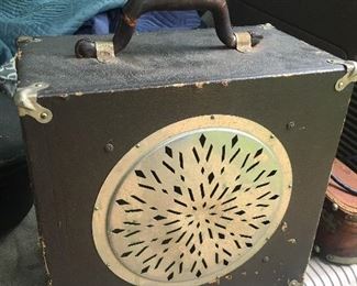 National Dobro Amplifier 6107A, has been tested and plays. 