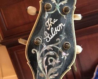 “The Gibson” Tenor banjo TB-5 With original case