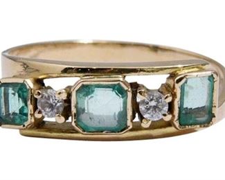 Ladies 18 Karat Yellow Gold Emerald and Diamond Ring
