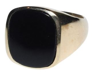 Mens 10K Yellow Gold and Onyx Ring