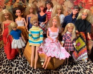 Vintage Barbie collection including KEN, Skipper, Barbie 