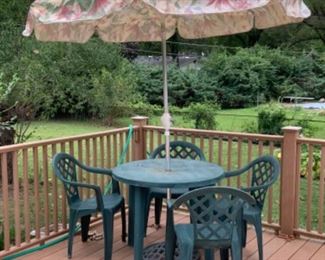 Patio set with 4 chairs and Detachable umbrella 