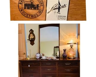 Vintage Bassett Furniture dresser and mirror from Lammerts 