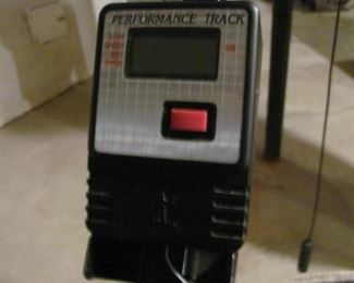 Nordic Track Sequoia (great condition) performance track on Nordic Track (previous pic). Not sure how this works, as we don't see a battery compartment. 