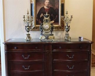 Buffet or chest