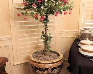 Satsuma pair of fish bowl planters