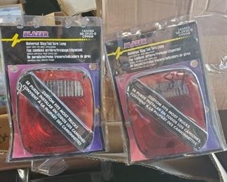 PALLET OF NEW TRAILER/TRUCK TAILLIGHTS $5.00 EACH!