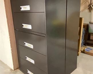 FILE CABINETS  & MORE PICTURES COMING
