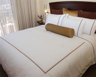 Super high end comforter, sheets, pillows bolster pillows.